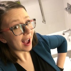 Meet your Posher, Karen